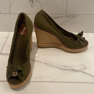 Tory Burch Espadrille Wedge - Size 9